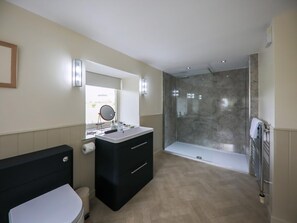 Towels - 1 bedroom accommodation in Kirk Yetholm, near Kelso (Kirk Yetholm, near Kelso)