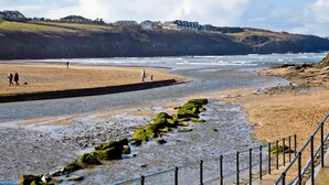 Beach - Quay House, Porth Beach (Newquay)