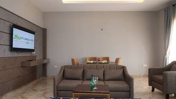 Presidential Double Room Single Use, 1 Bedroom, Accessible, Courtyard View | Living area | 40-inch Smart TV with cable channels, TV