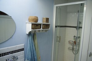 Douche, papier toilette