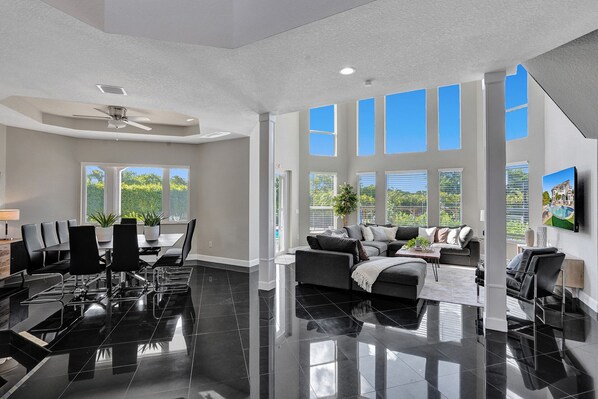 Villa (Multiple Bedrooms) | Interior