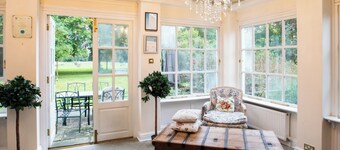 5 bedroom accommodation in Alkborough, near Scunthorpe