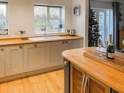 3 bedroom accommodation in West Witton, near Leyburn