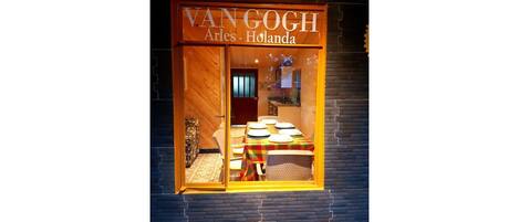 تناول الطعام