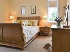 4 chambres, Wi-Fi gratuit, draps fournis