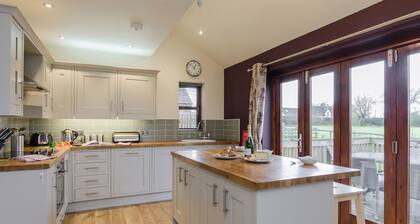 Swallow Cottage - UKC2579