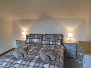 Room - 3 bedroom accommodation in Kyle of Lochalsh (Kyle of Lochalsh)