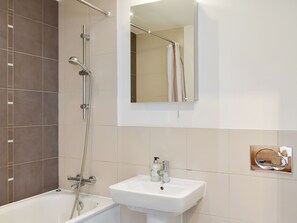 Towels - The Two Bedroom Balcony View (Gunwharf Quays, near Portsmouth)