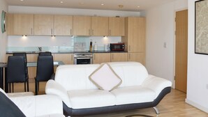 Unclassified image, 4 of 13, button - The Two Bedroom Balcony View (Gunwharf Quays, near Portsmouth)