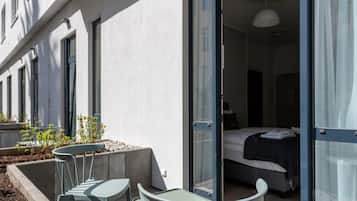 Suite with terrace | Terassi/patio