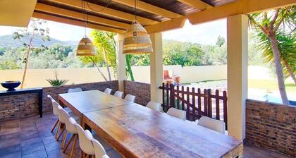 LOS OLIVOS, GREAT VILLA NEAR THE SEA