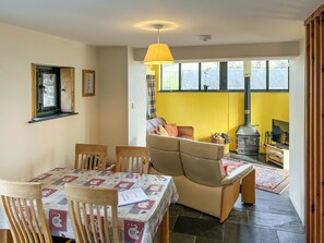 Interior - 3 bedroom accommodation in Gwynfe, Llangadog (Gwynfe, Llangadog)