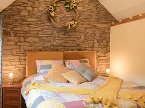 1 bedroom, free WiFi, bed sheets, wheelchair access