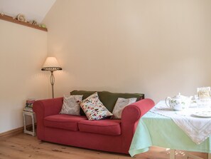 Living area - Badgers Den - UK32084 (Westbrook)