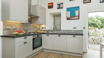 Dishwasher, freezer