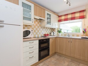 Dishwasher, freezer