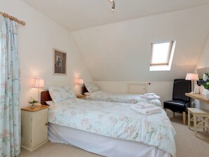 3 bedrooms, free WiFi, bed sheets - JUBILEUM LODGE (UK27999) (Watton)