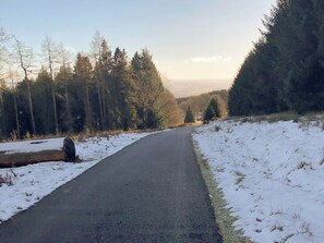 Unclassified image, 4 of 7, button