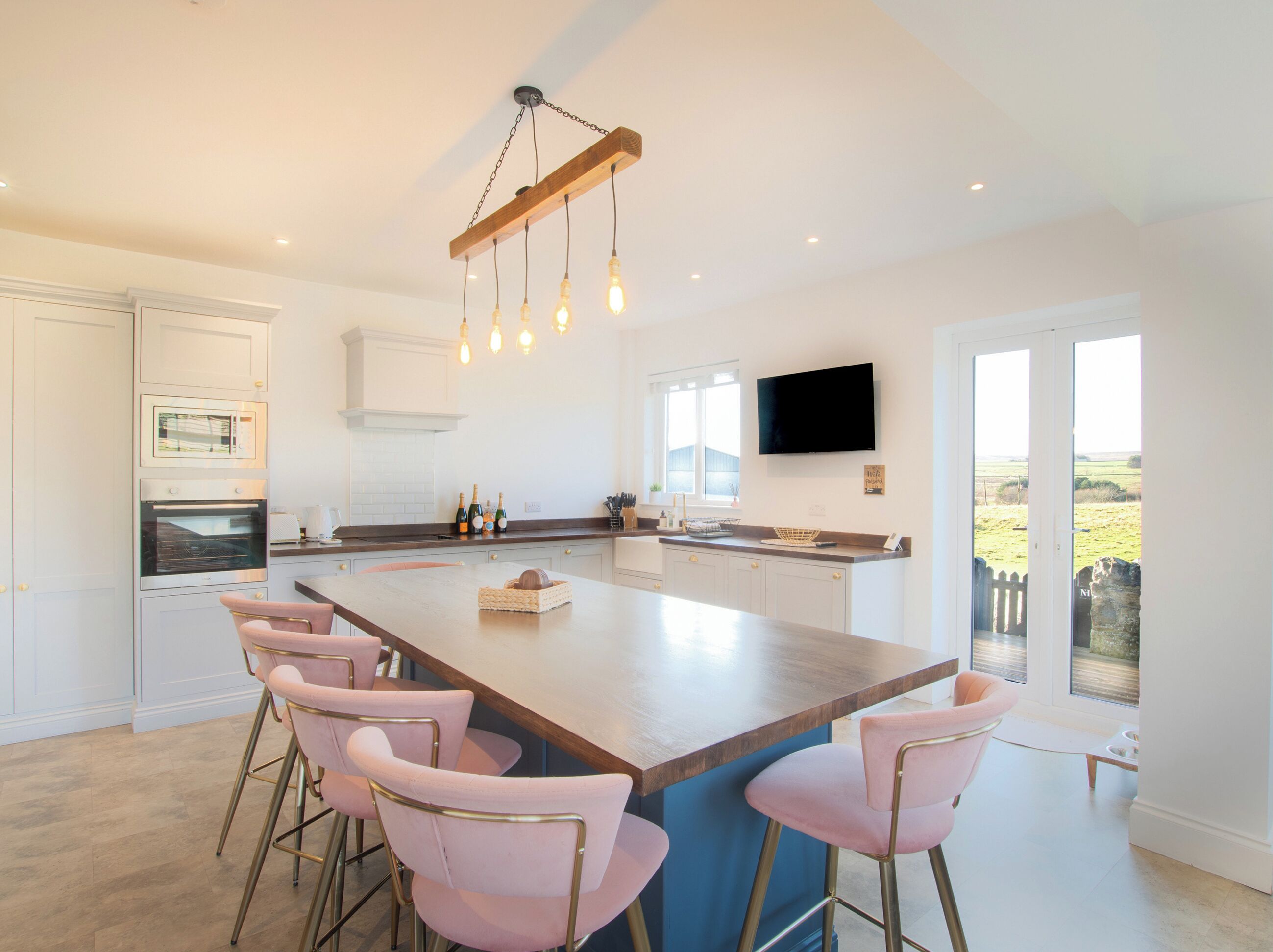 Geschirrspüler, Hochstuhl