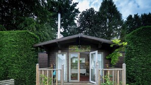 Exterior - 1 bedroom accommodation in Shere, near Guildford (Shere, near Guildford)