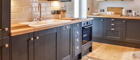 Lava-louças, freezer