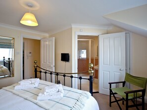 3 chambres, accès au Wi-Fi (inclus)