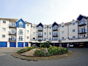 Exterior - Ideally located on Brixham marina offering far reaching sea views. (Brixham)