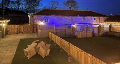 2 bedroom accommodation in Langtoft, near Driffield