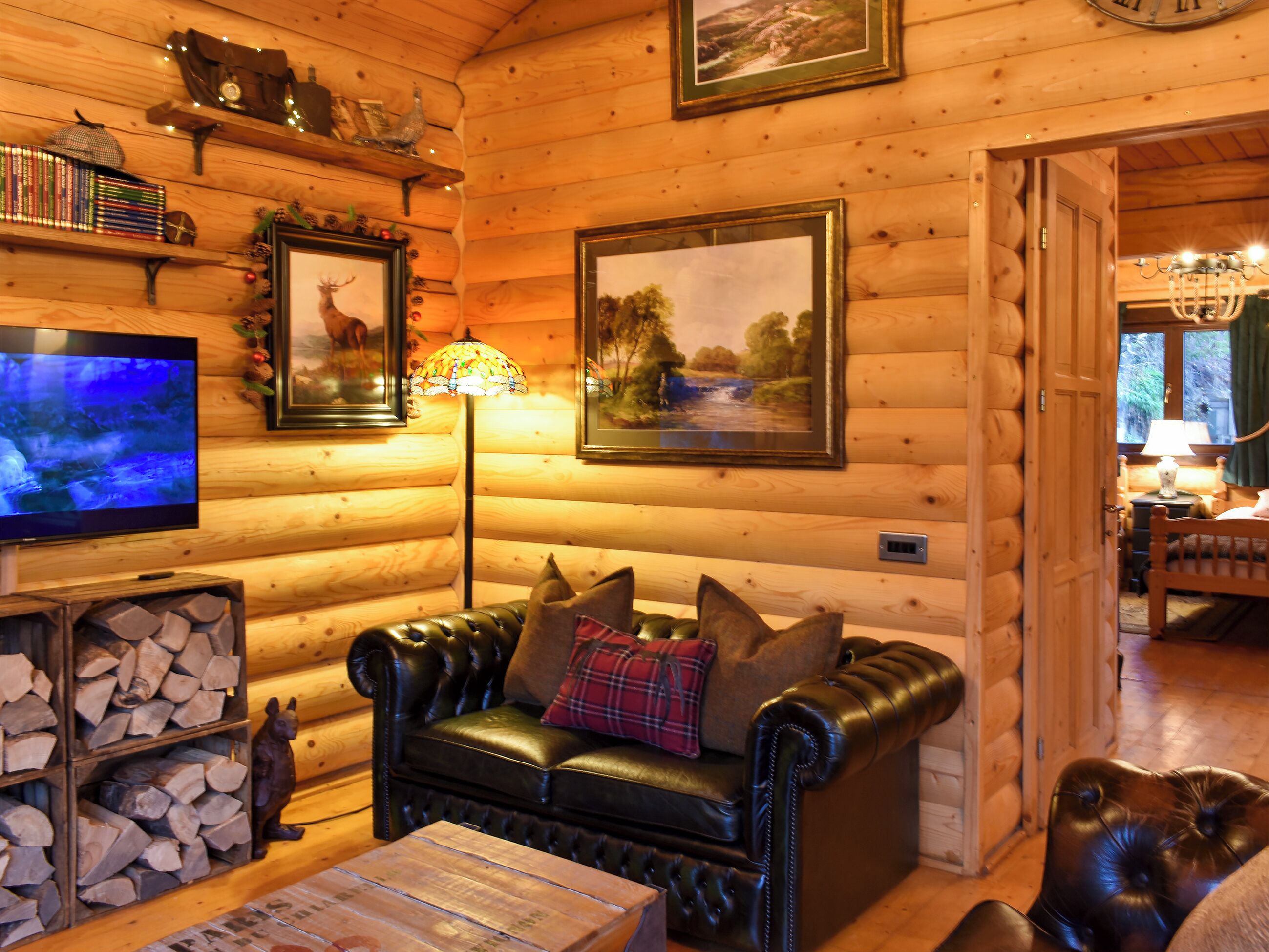 Fernseher, Kamin