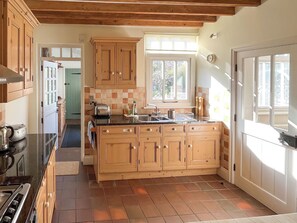 Geschirrspüler, Hochstuhl