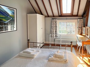 2 chambres, Wi-Fi gratuit, draps fournis