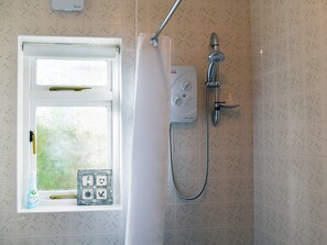 Secador de pelo y toallas