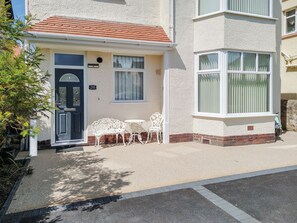 Exterior - Court Apartment - UK32469 (Llandudno)