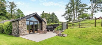 1 bedroom accommodation in Gwynfe, Llangadog