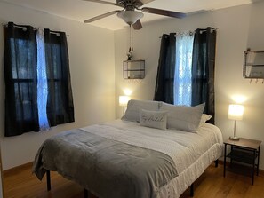 2 bedrooms, iron/ironing board, free WiFi, bed sheets - Hidden Oasis with a pool…Backyard Paradise! (Salina)