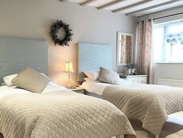 2 bedrooms, free WiFi, bed sheets