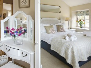 5 chambres, fer et planche à repasser, Wi-Fi gratuit, draps fournis