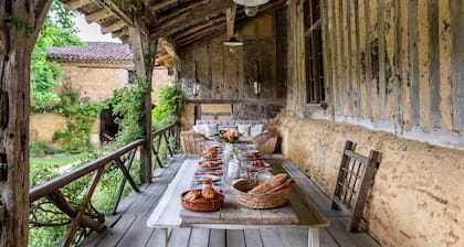 Manoir Gascon - Cinq Chambres Villa, Couchages 12