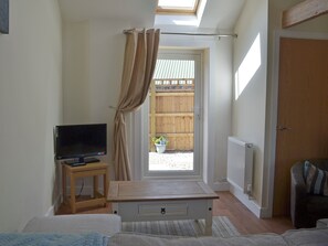 Living area - 1 bedroom accommodation in Binknoll, near Royal Wootton Bassett (Binknoll, near Royal Wootton Bassett)
