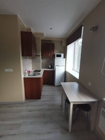 専用キッチン. Ganib street apartment