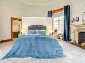 3 bedrooms, free WiFi, bed sheets