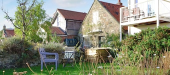 Haven Cottage - E4342