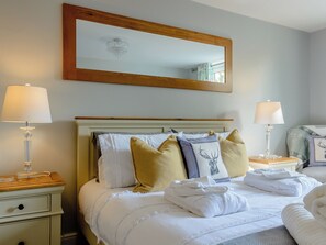 3 bedrooms, free WiFi, bed sheets