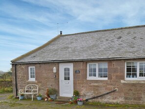 Exterior - 2 bedroom accommodation in Tynely, near Beadnell (Tynely, near Beadnell)