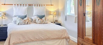 1 bedroom accommodation in Earl’s Croome, near Great Malvern