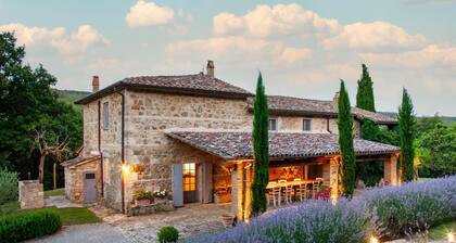 Villa Tirelli - Five Bedroom Villa, Sleeps 10