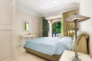 6 Schlafzimmer, Bügeleisen/Bügelbrett, Internetzugang, Bettwäsche