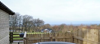 Kestrel Cabin - UK1246