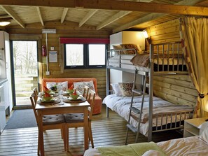 1 Schlafzimmer, kostenloses WLAN, Bettwäsche