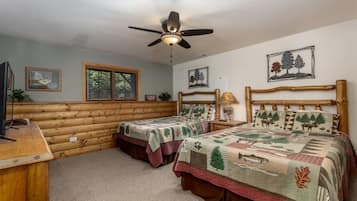 3 bedrooms, desk, iron/ironing board, travel crib